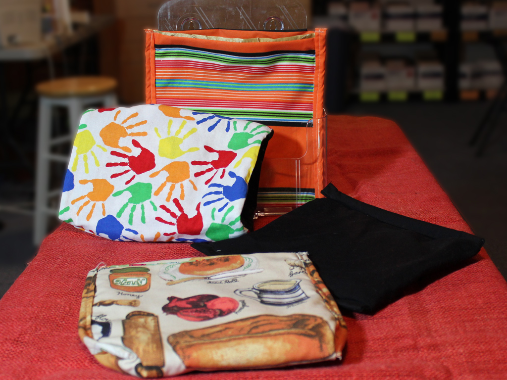 Gospel Gag Bag / Wordless Story Bag - Share the Good News with a colour  changing bag. Bags of Fun!
